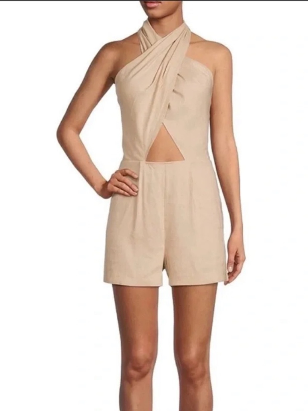 NWT Gianni Bini Emmie Halter Neck Line Rompet